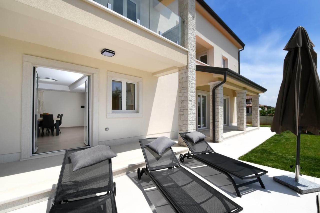 Belvedere Sveti Lovreč Pazenatički Exterior foto